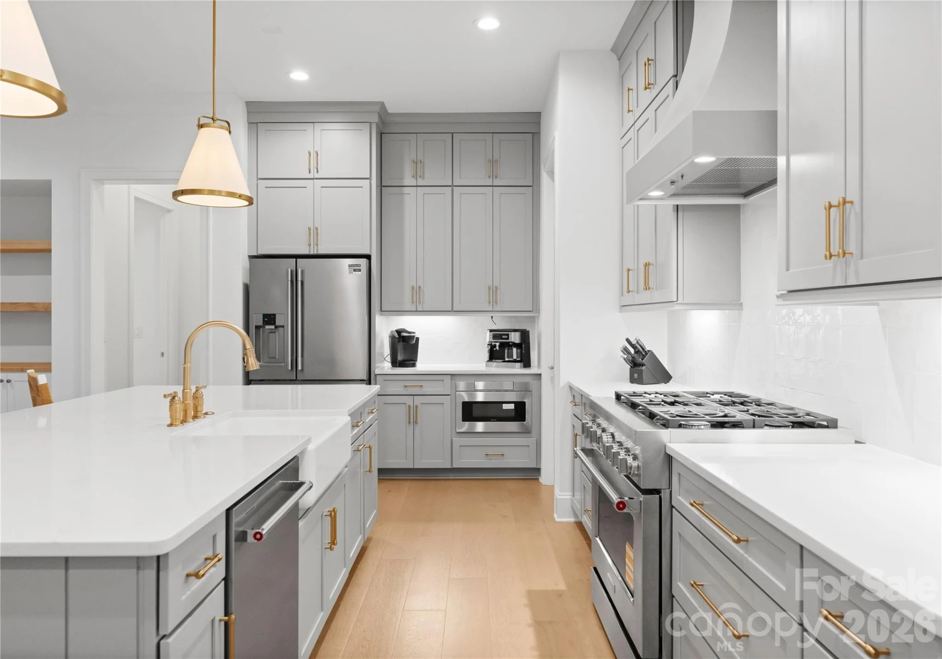 1527 St George Street - Photo 7