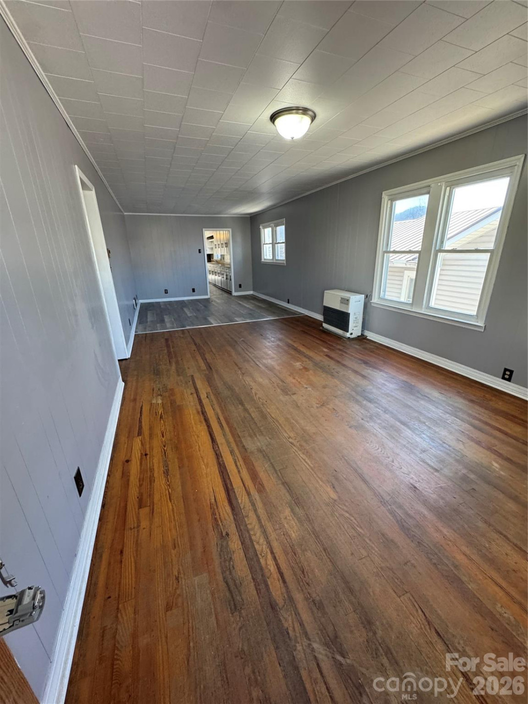 80 English Street - Photo 3