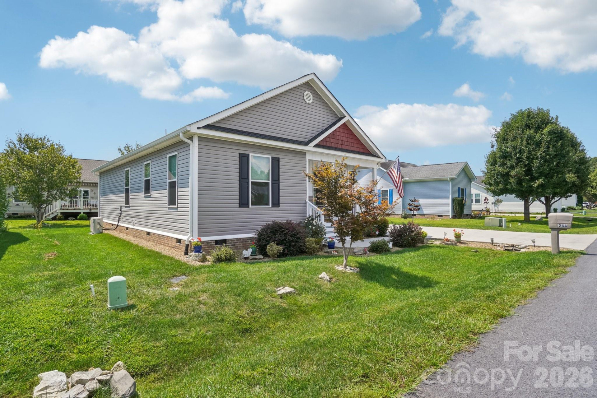 244 Beechnut Drive - Photo 3
