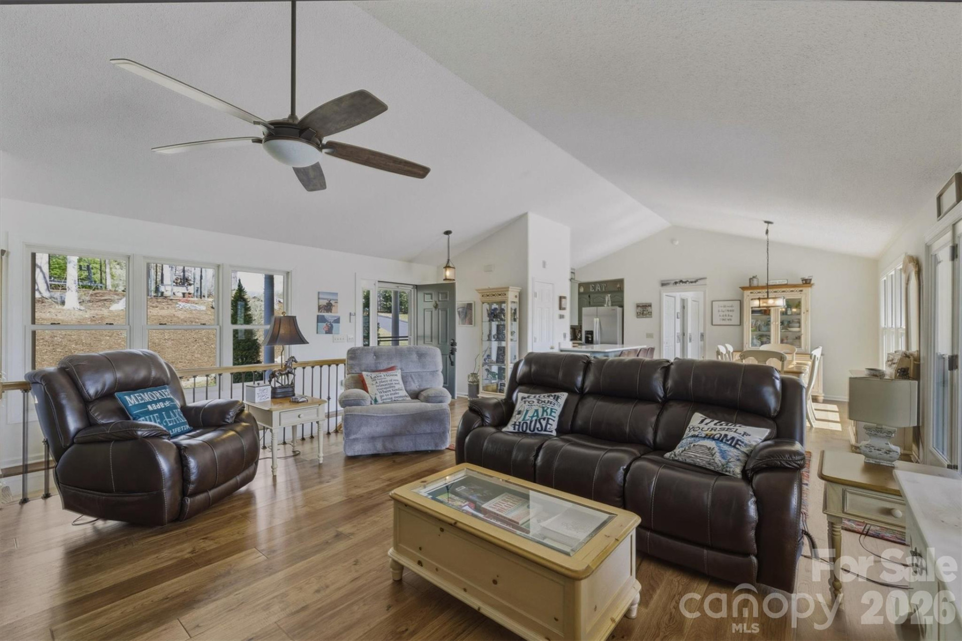 2761 Hemlock Court - Photo 19