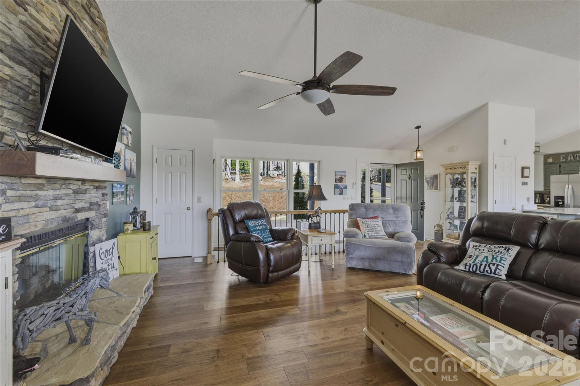 2761 Hemlock Court - Photo 20