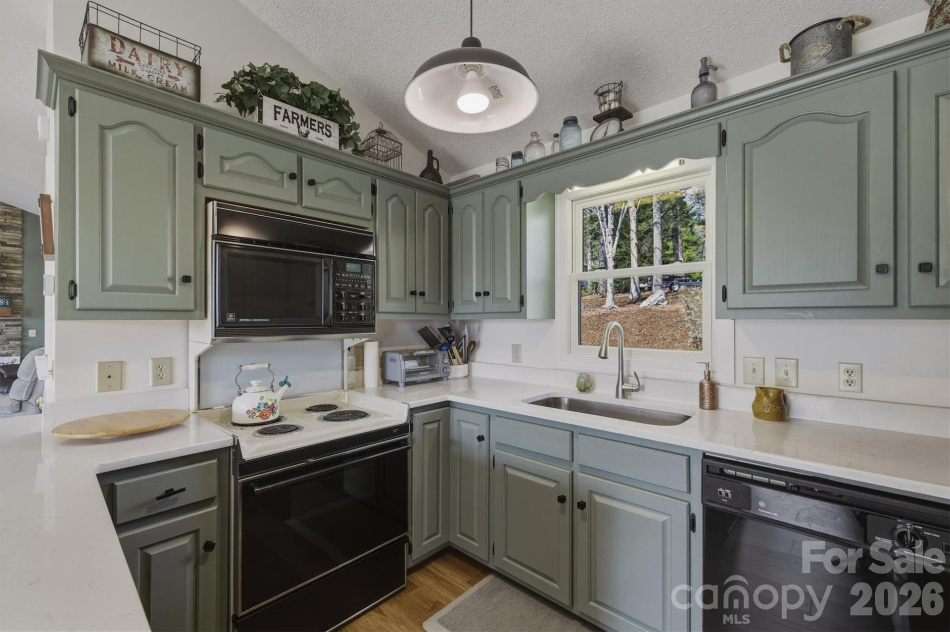 2761 Hemlock Court - Photo 22