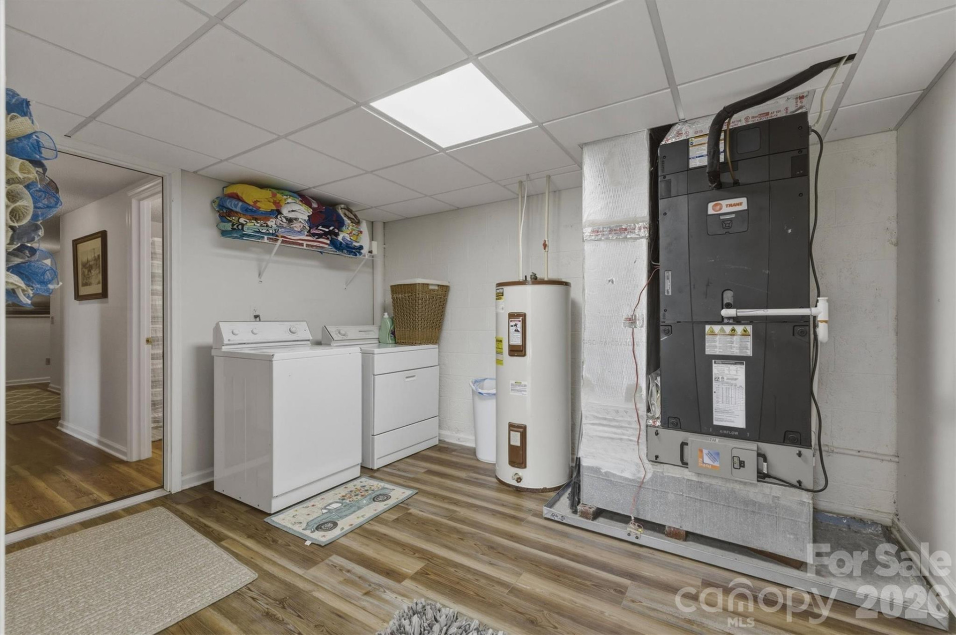 2761 Hemlock Court - Photo 34