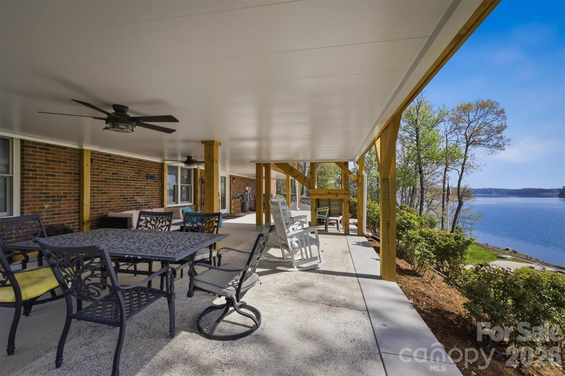 2761 Hemlock Court - Photo 8