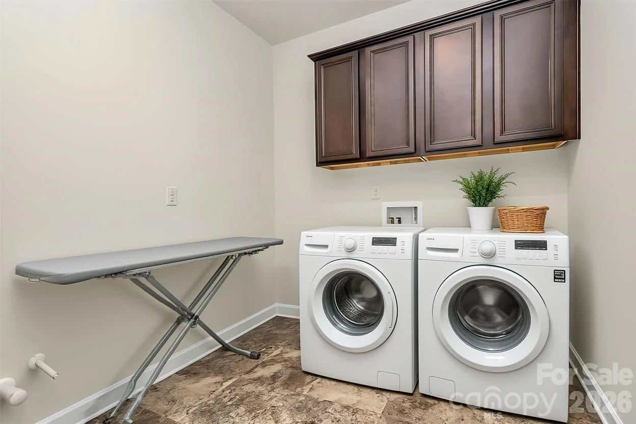 4523 Collingham Drive - Photo 38