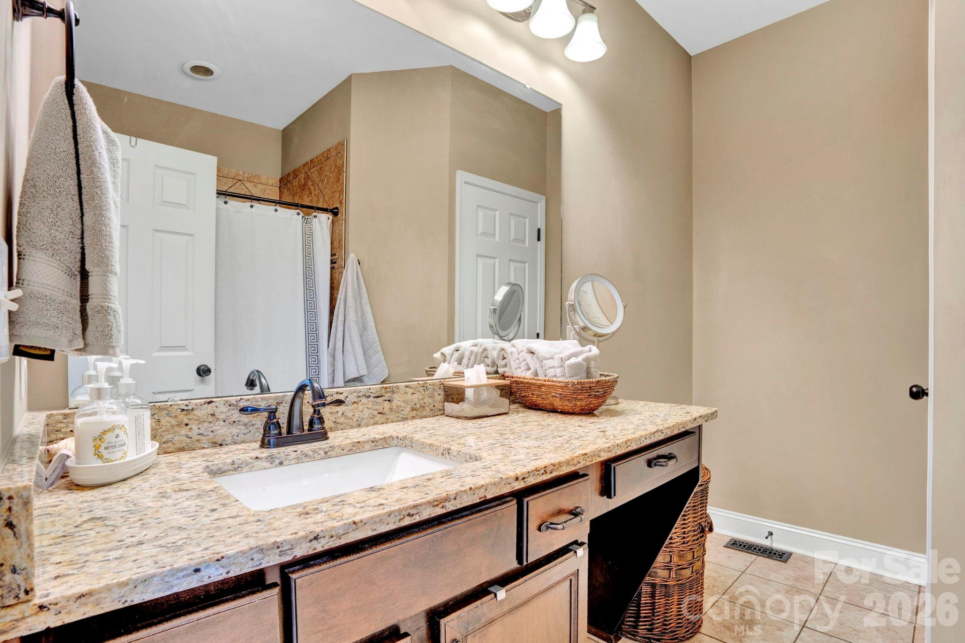 3327 Greenville Highway - Photo 24