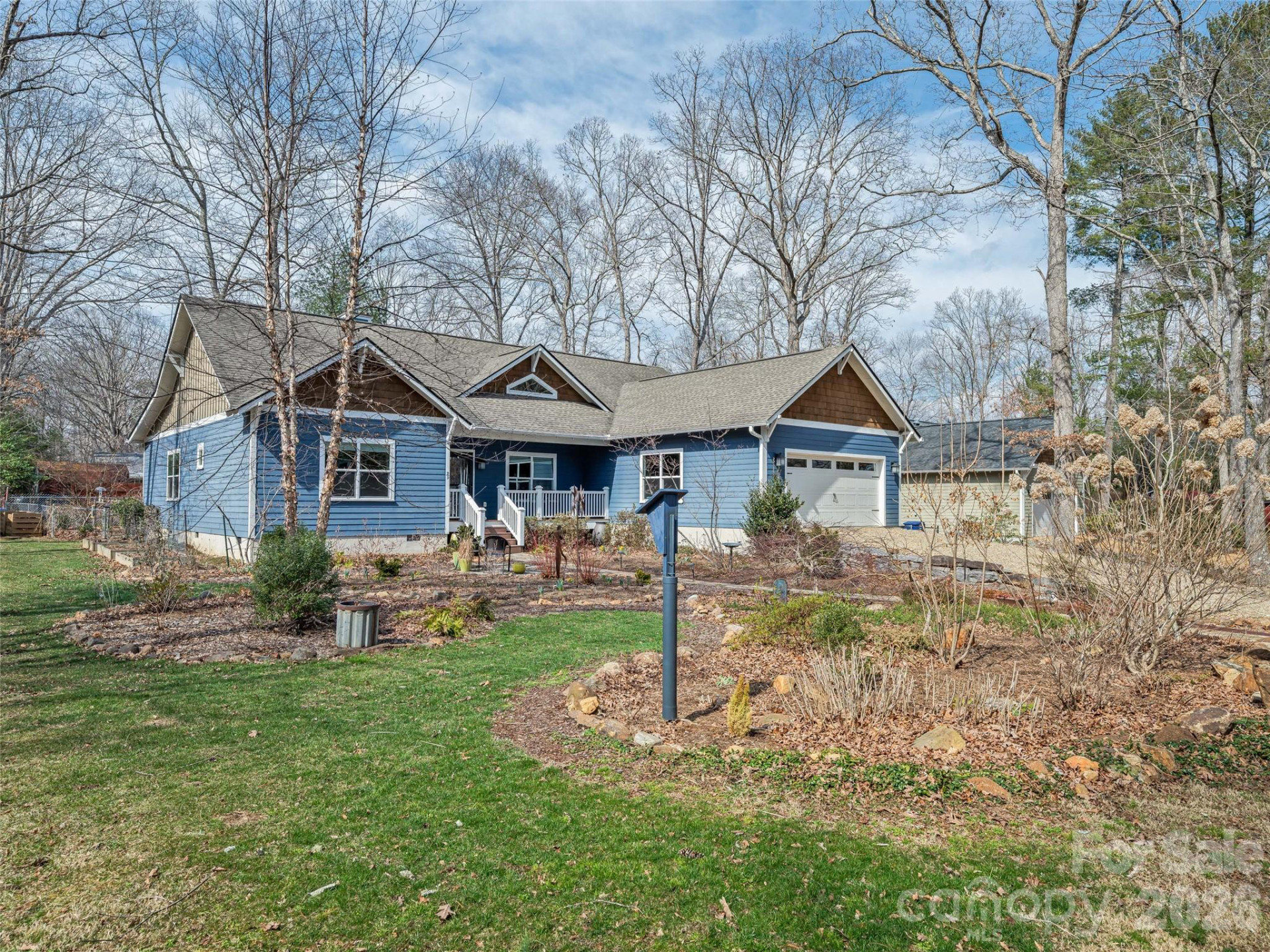 25 Woodbend Lane - Photo 3