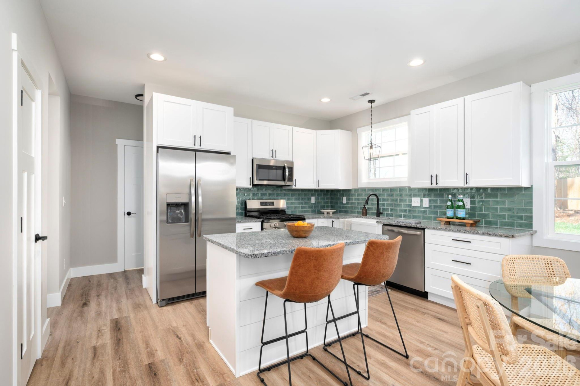 9 Myrtle Lee Cove - Photo 5