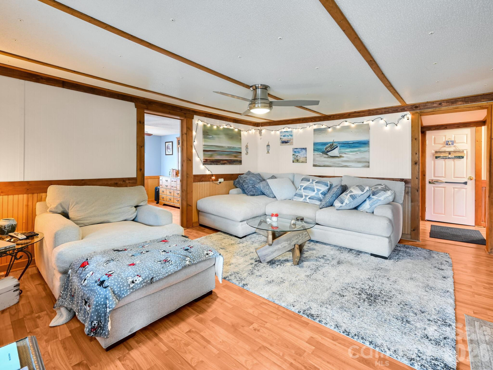 118 & 124 East Lawson Road - Photo 2