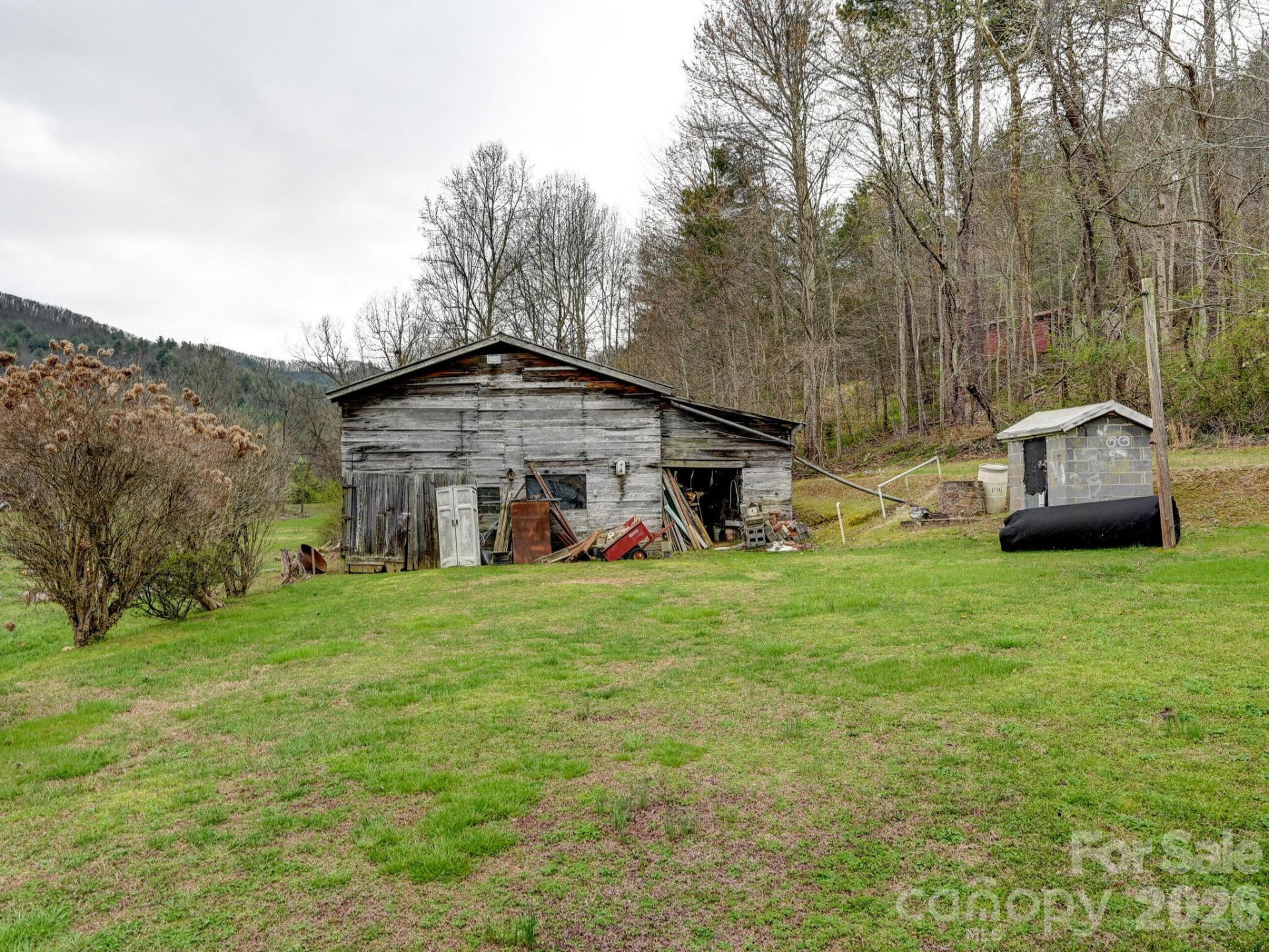 118 & 124 East Lawson Road - Photo 45