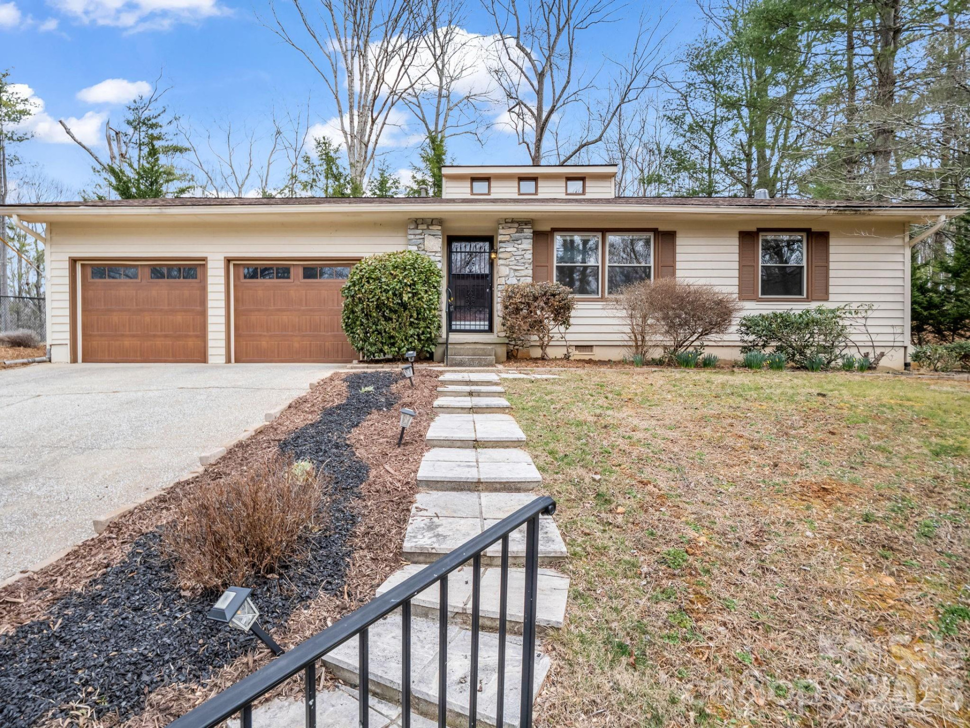 31 Deer Run Drive