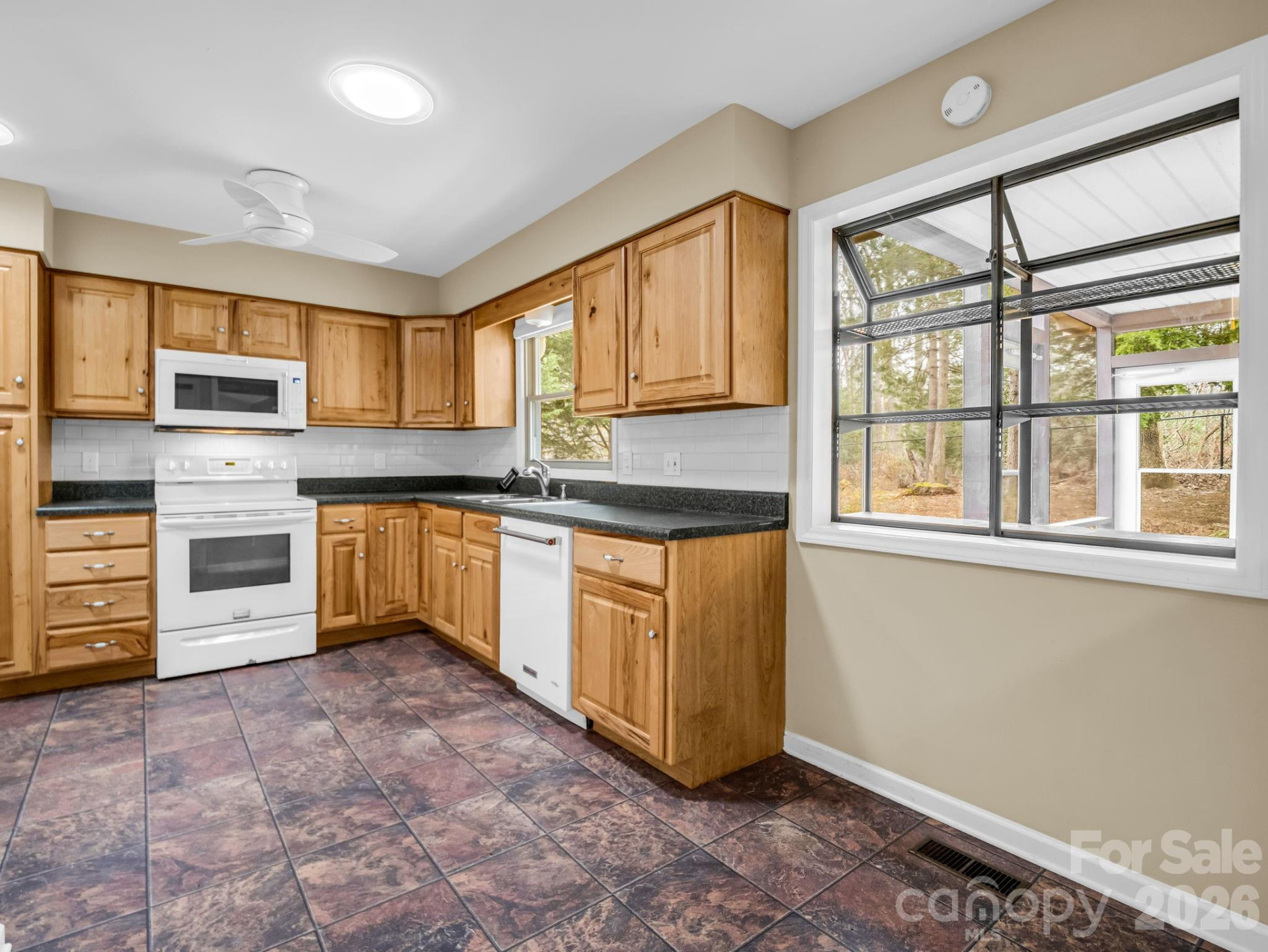 31 Deer Run Drive - Photo 12