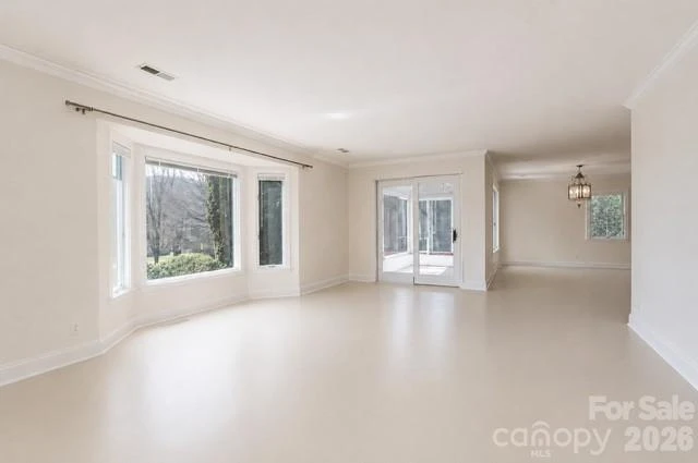 111 BLUFFVIEW Lane - Photo 8