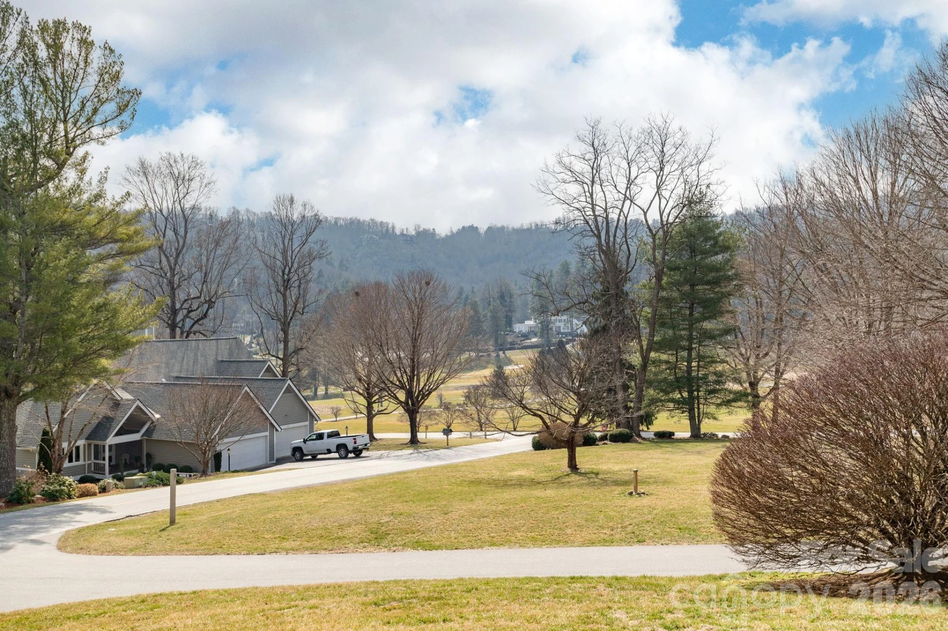 111 BLUFFVIEW Lane - Photo 25
