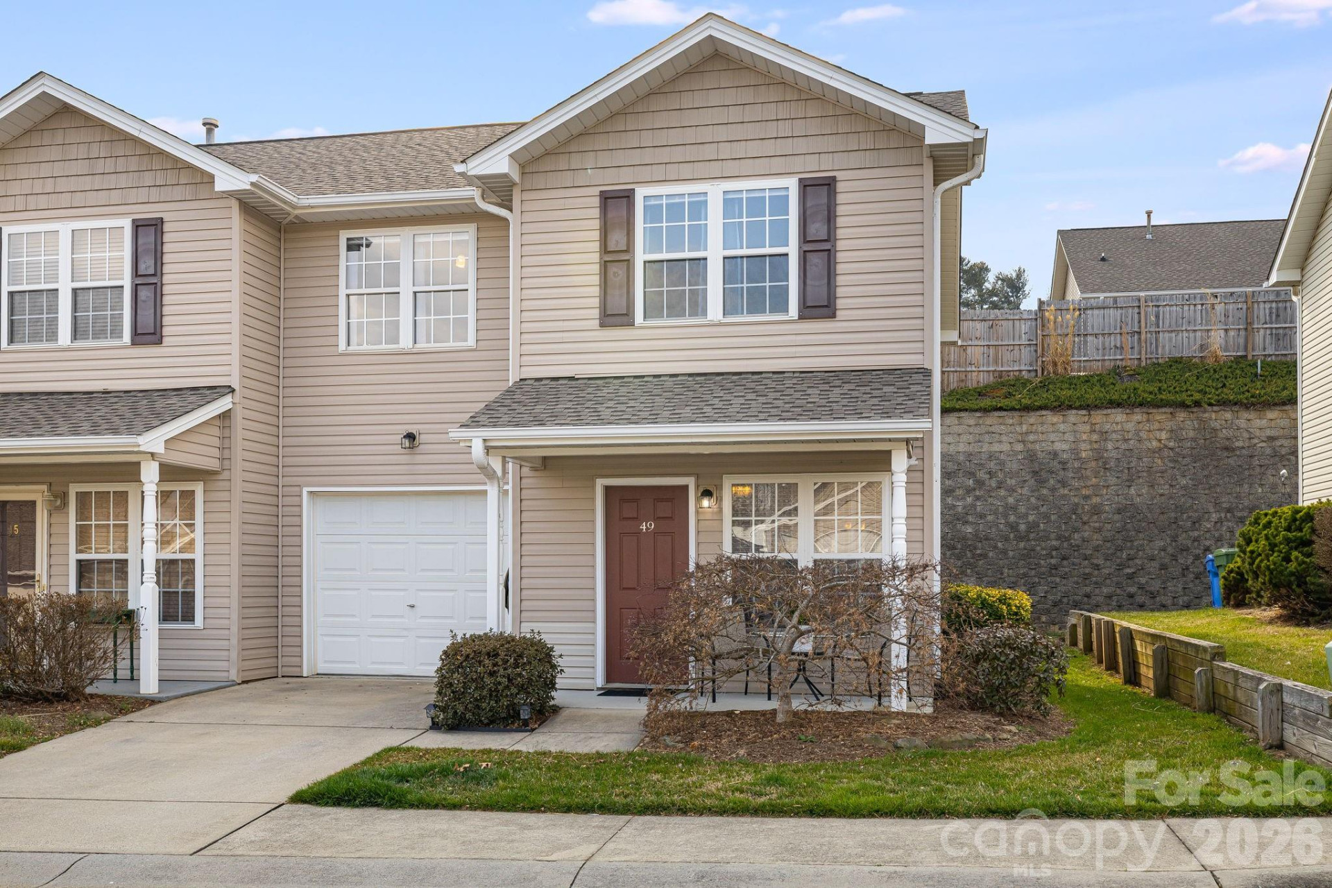 49 Farington Circle - Photo 2