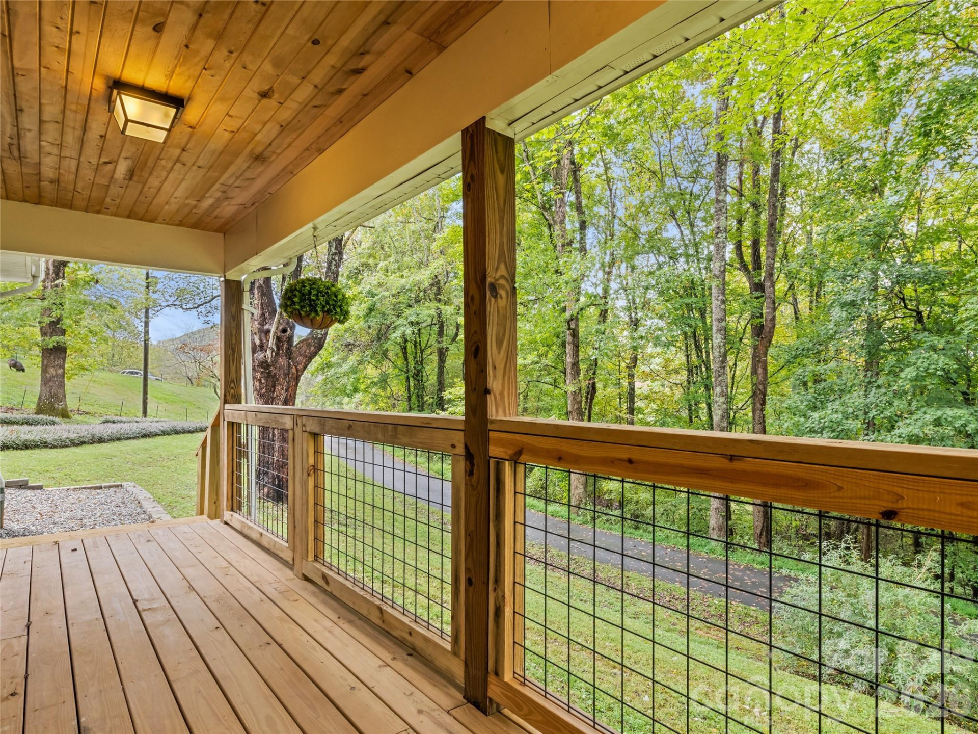 364 Lee Street - Photo 17