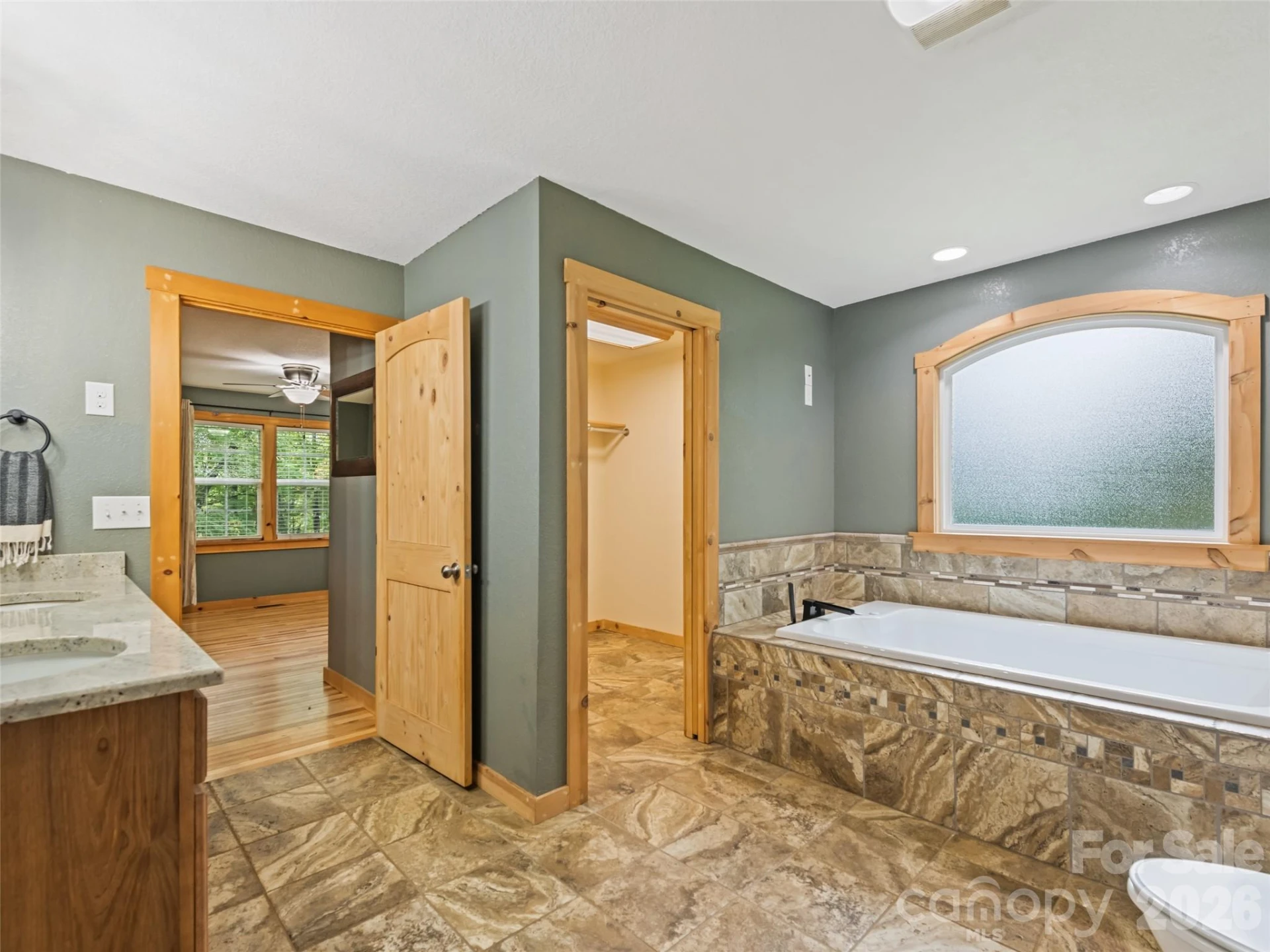 364 Lee Street - Photo 35