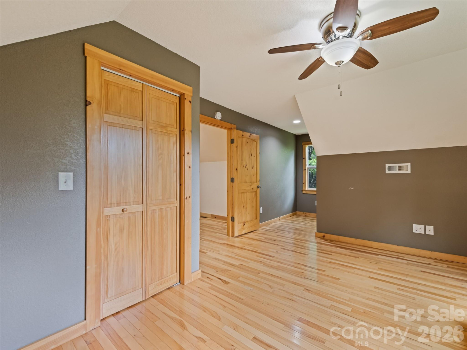 364 Lee Street - Photo 44