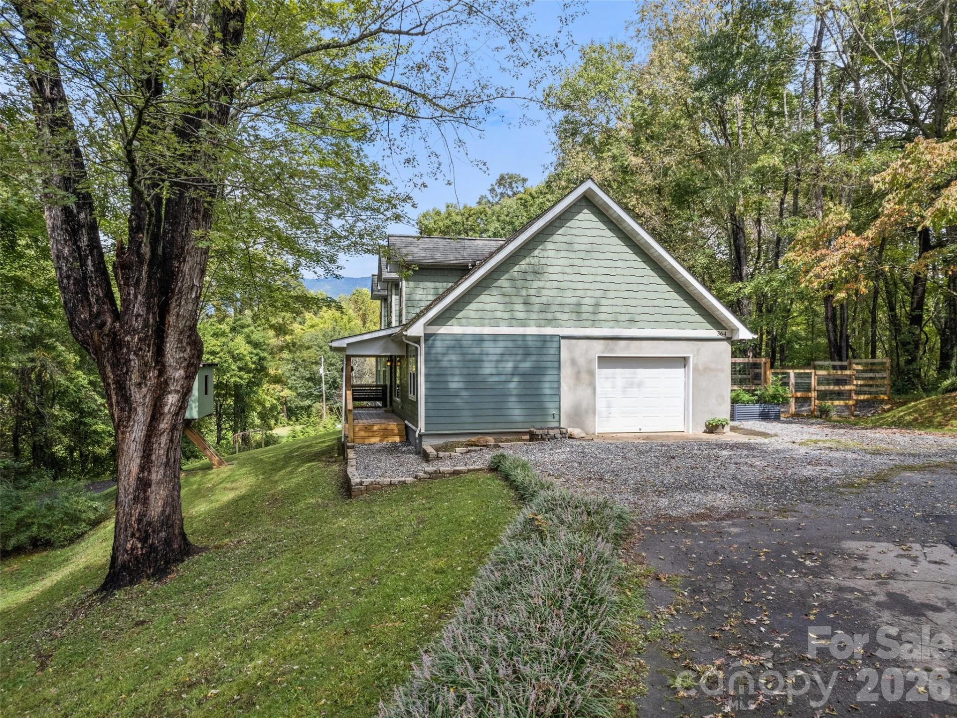 364 Lee Street - Photo 9
