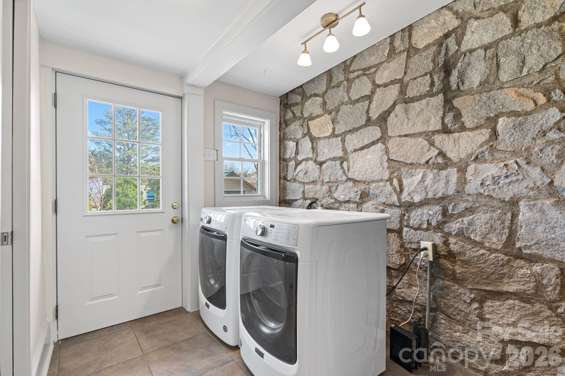 121 Westwood Road - Photo 8