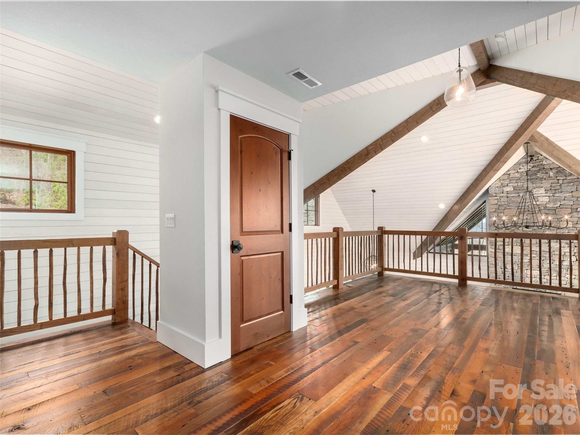 2670 Sleepy Hollow Drive - Photo 21