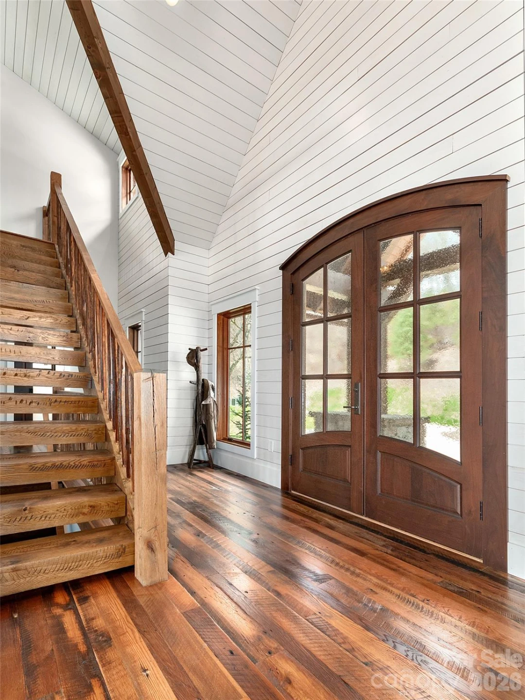 2670 Sleepy Hollow Drive - Photo 5