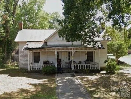 400 Main Street