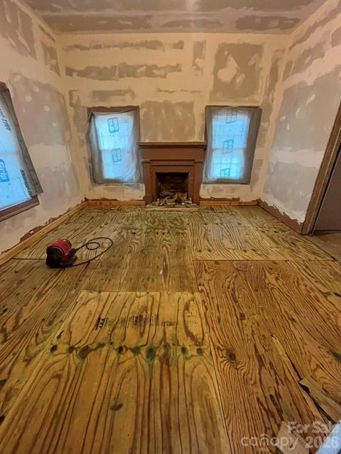 400 Main Street - Photo 9