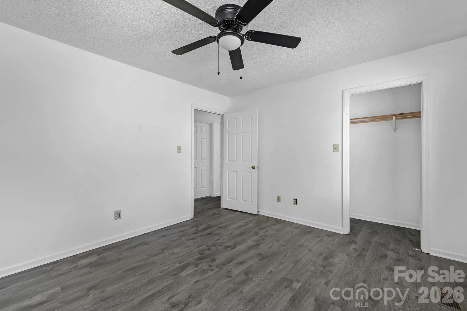 21014 Pine Ridge Drive - Photo 18
