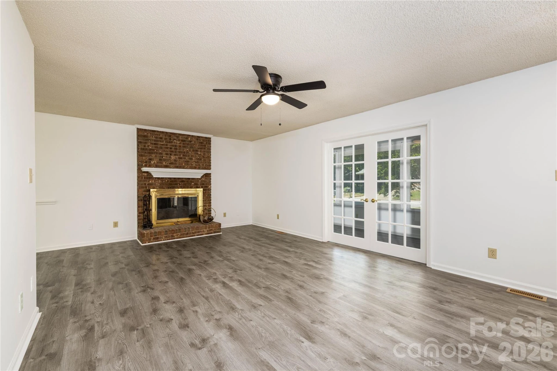 21014 Pine Ridge Drive - Photo 5