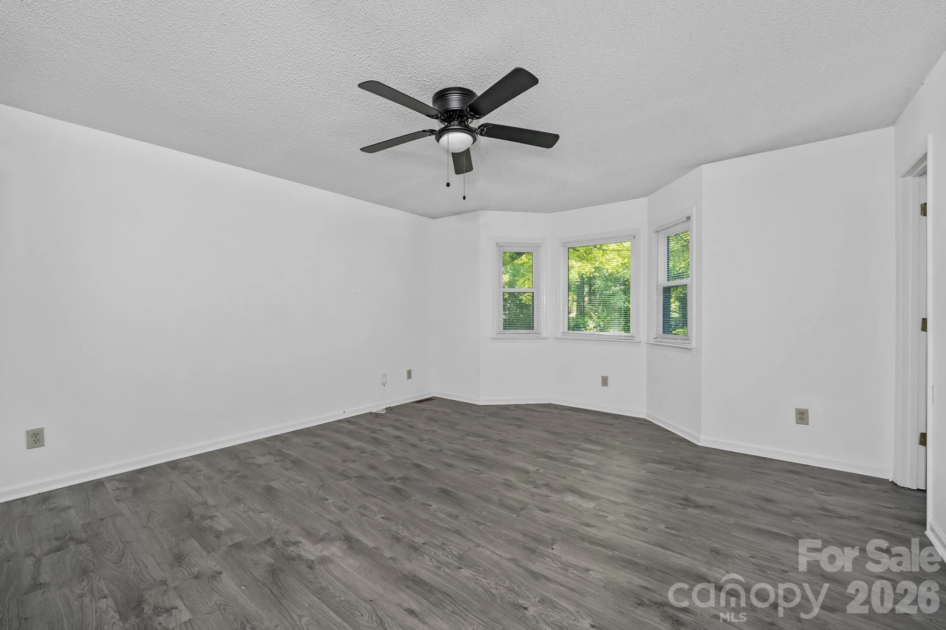 21014 Pine Ridge Drive - Photo 10