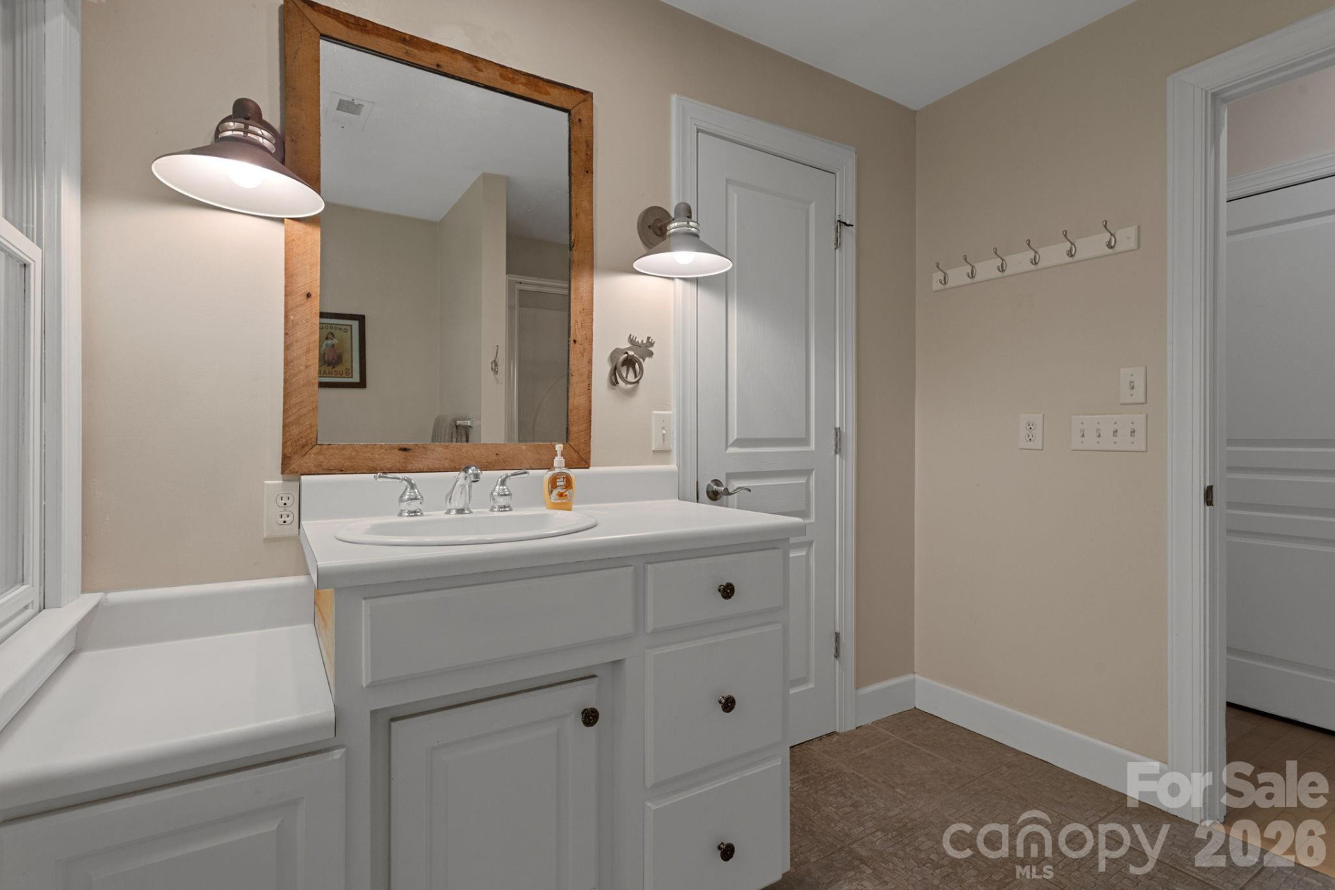 2825 Hunting Country Road - Photo 36