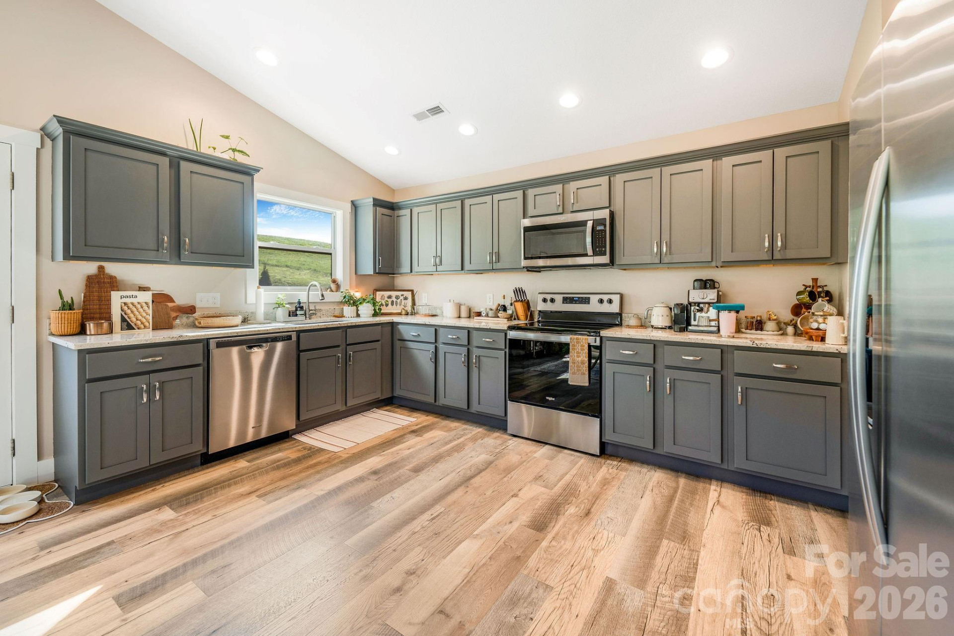 38 Sunrise Drive - Photo 4