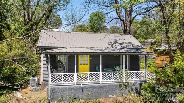 14 Woodrow Avenue, Asheville, NC, 28801
