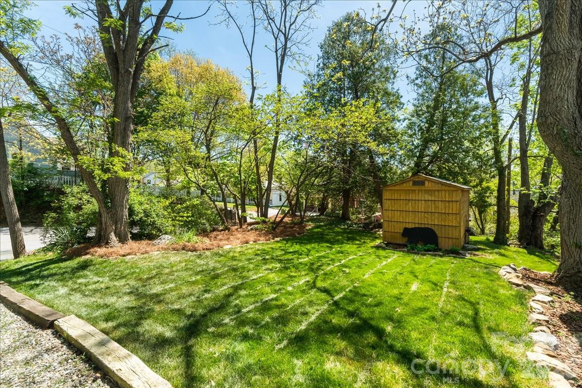 14 Woodrow Avenue - Photo 18