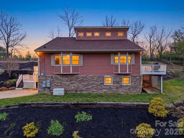 93 Hidden Falls Drive