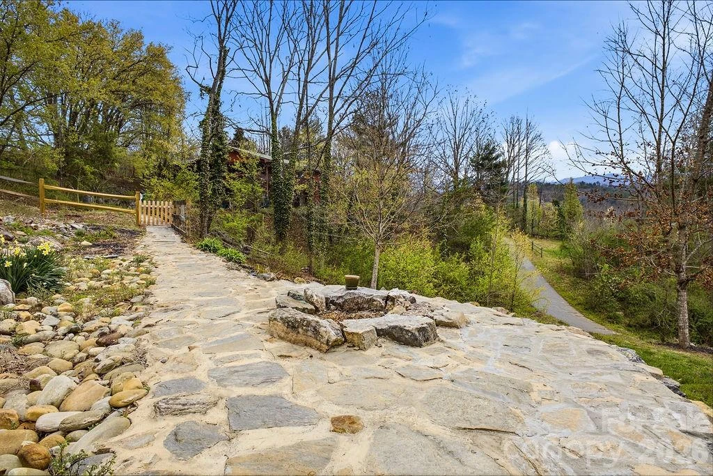 93 Hidden Falls Drive - Photo 13
