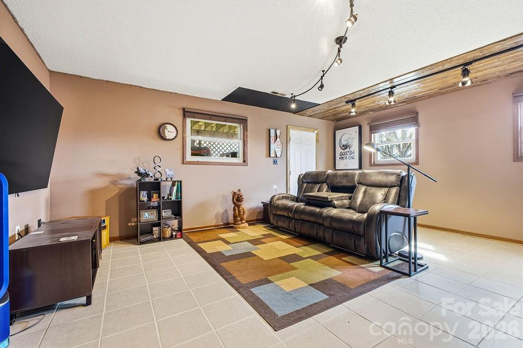 93 Hidden Falls Drive - Photo 36