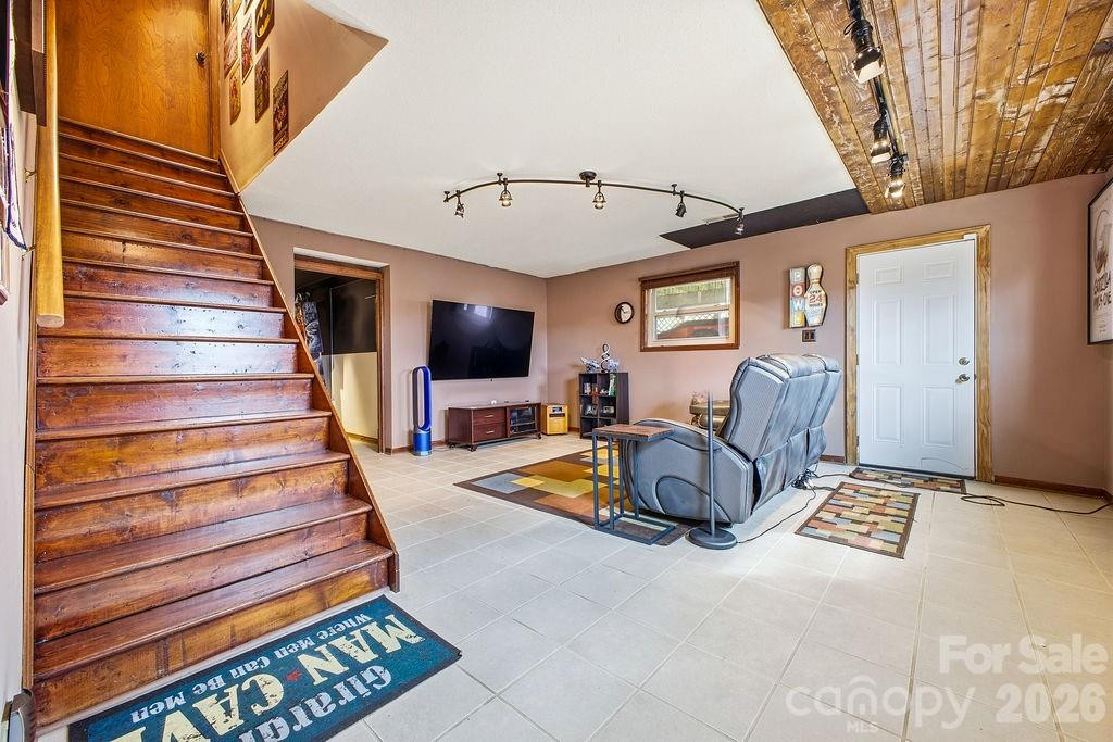 93 Hidden Falls Drive - Photo 37