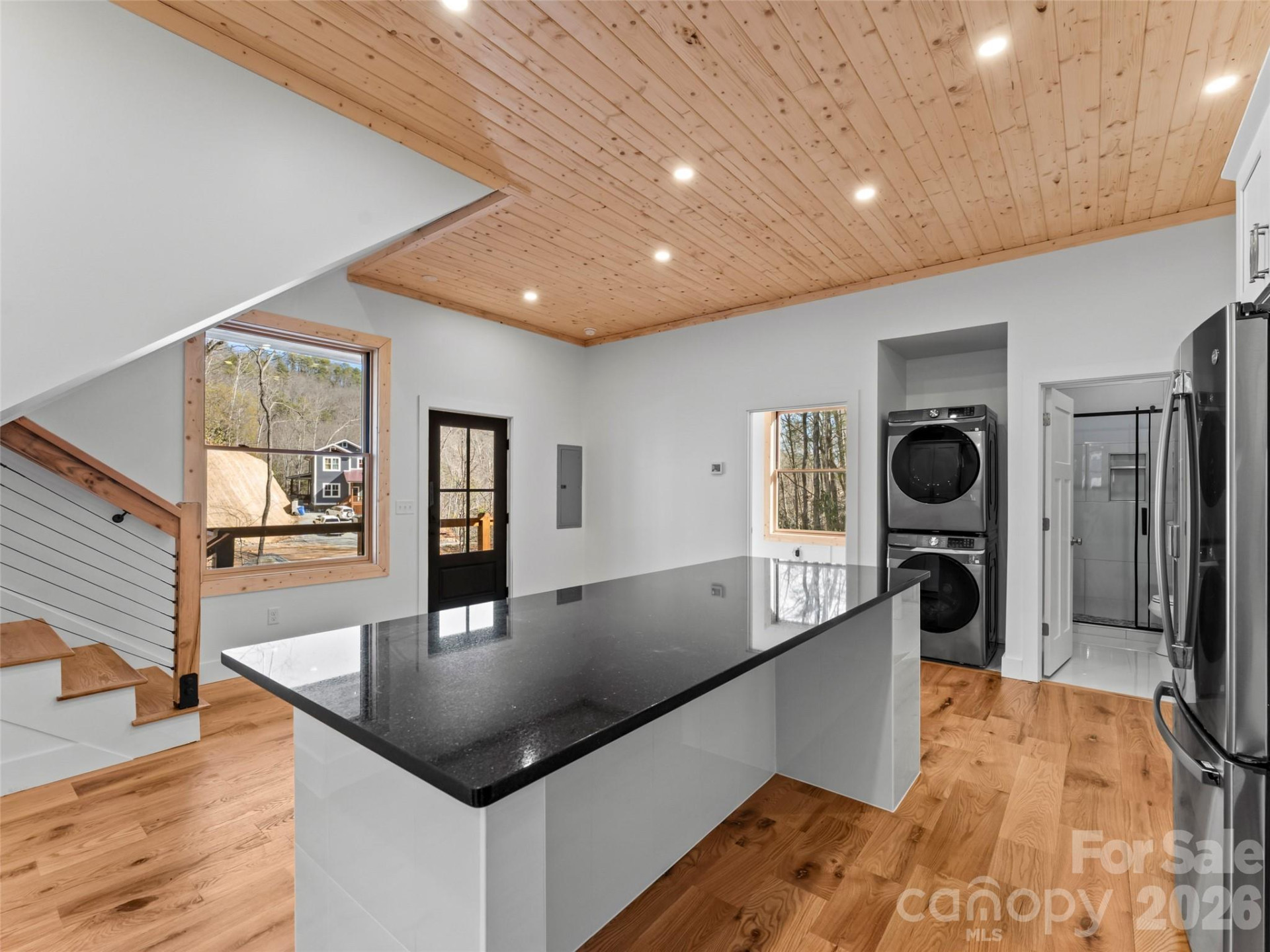 80-81 Villa Lane - Photo 15