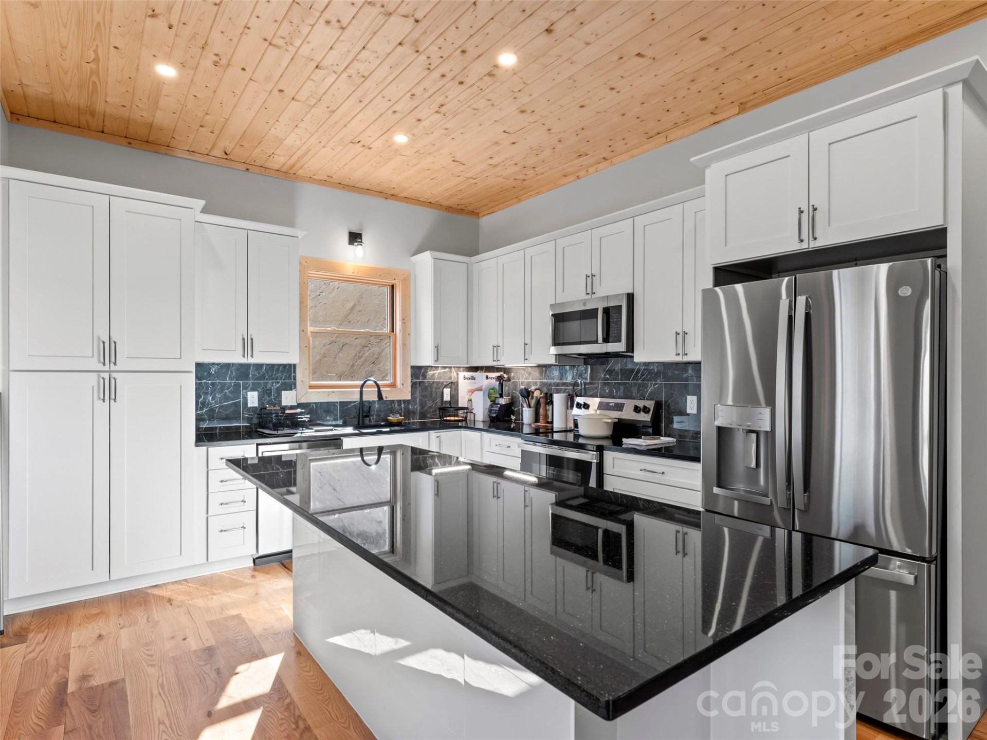 80-81 Villa Lane - Photo 39