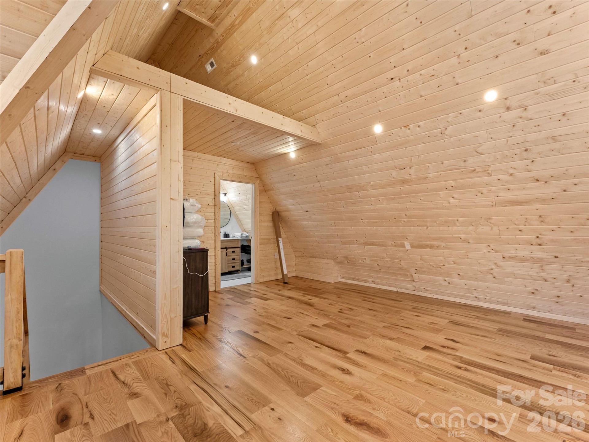 80-81 Villa Lane - Photo 45