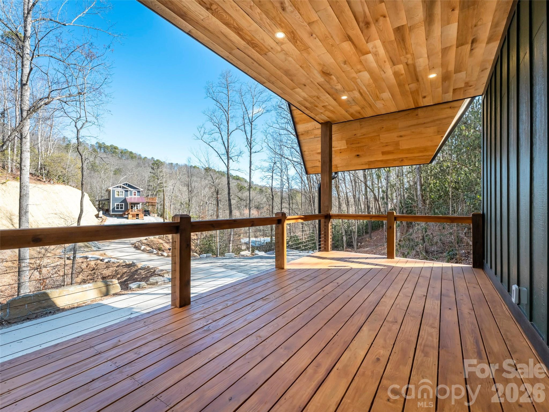 80-81 Villa Lane - Photo 9