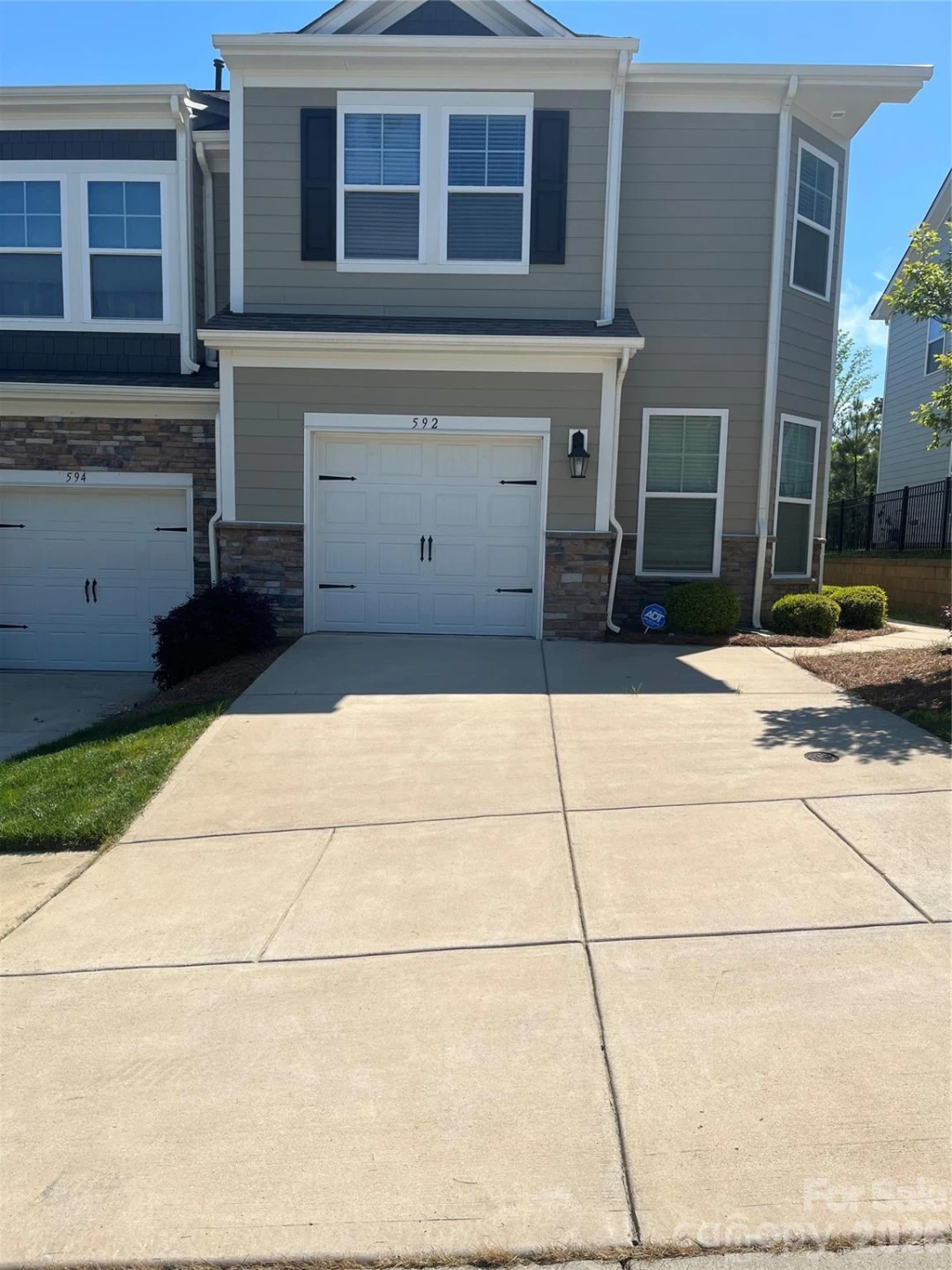 592 Altamonte Drive