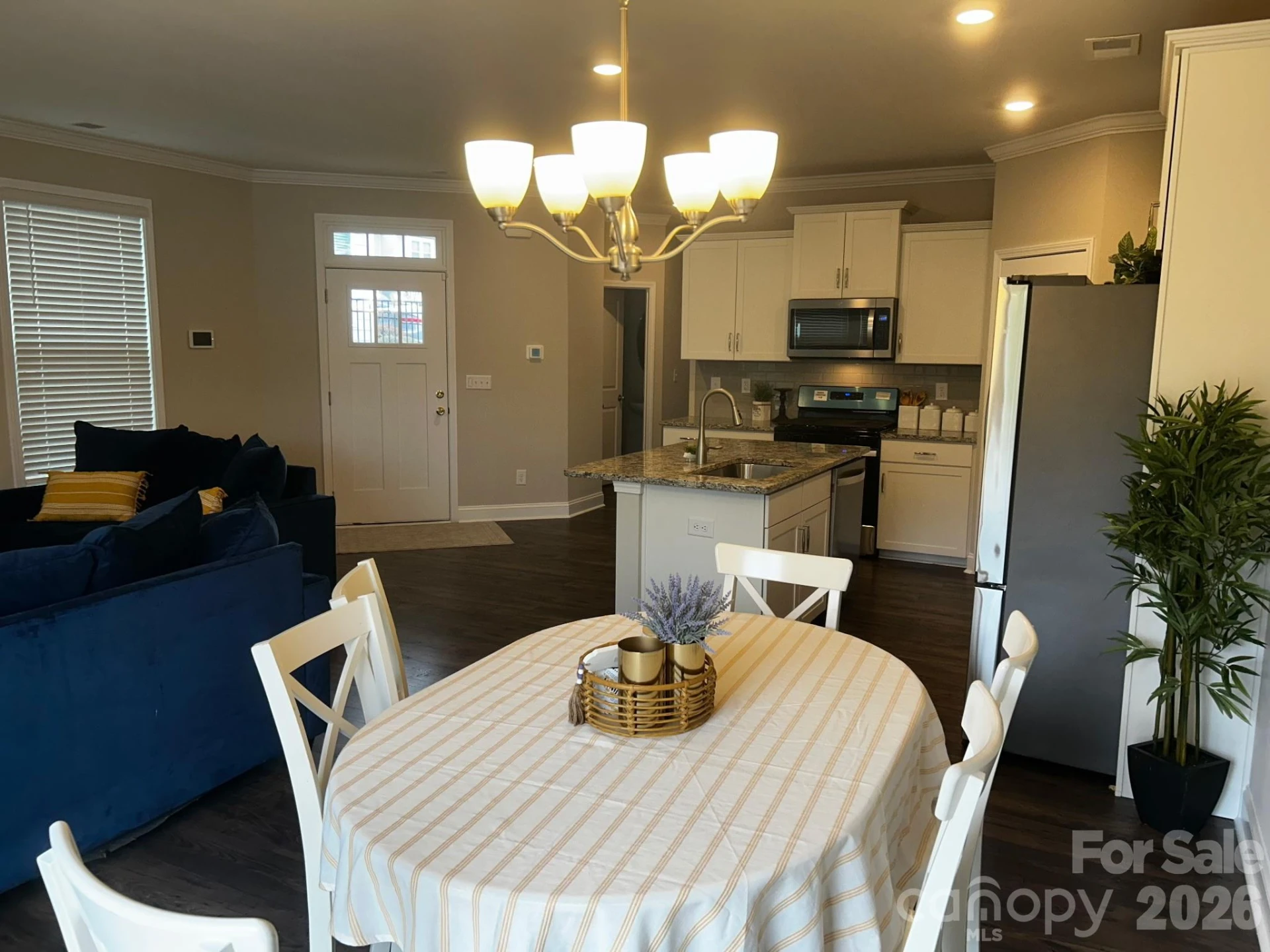 592 Altamonte Drive - Photo 7