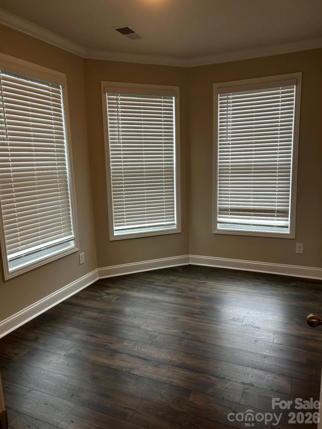 592 Altamonte Drive - Photo 9