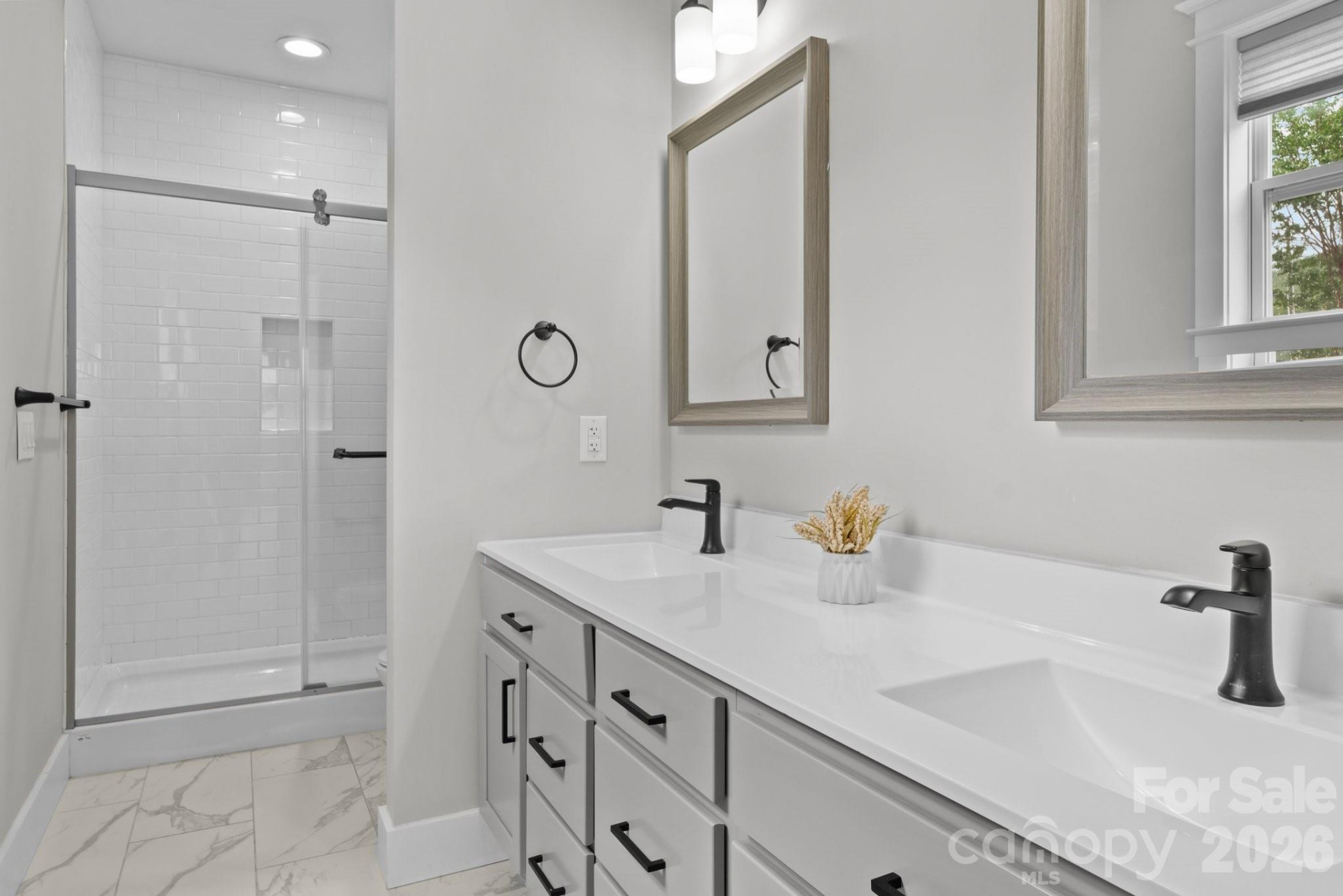 1112 Blueview Drive - Photo 16