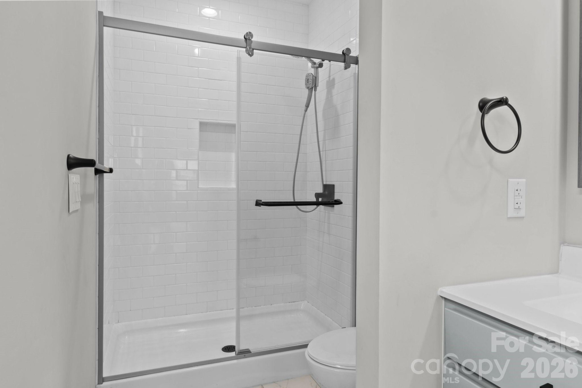 1112 Blueview Drive - Photo 17