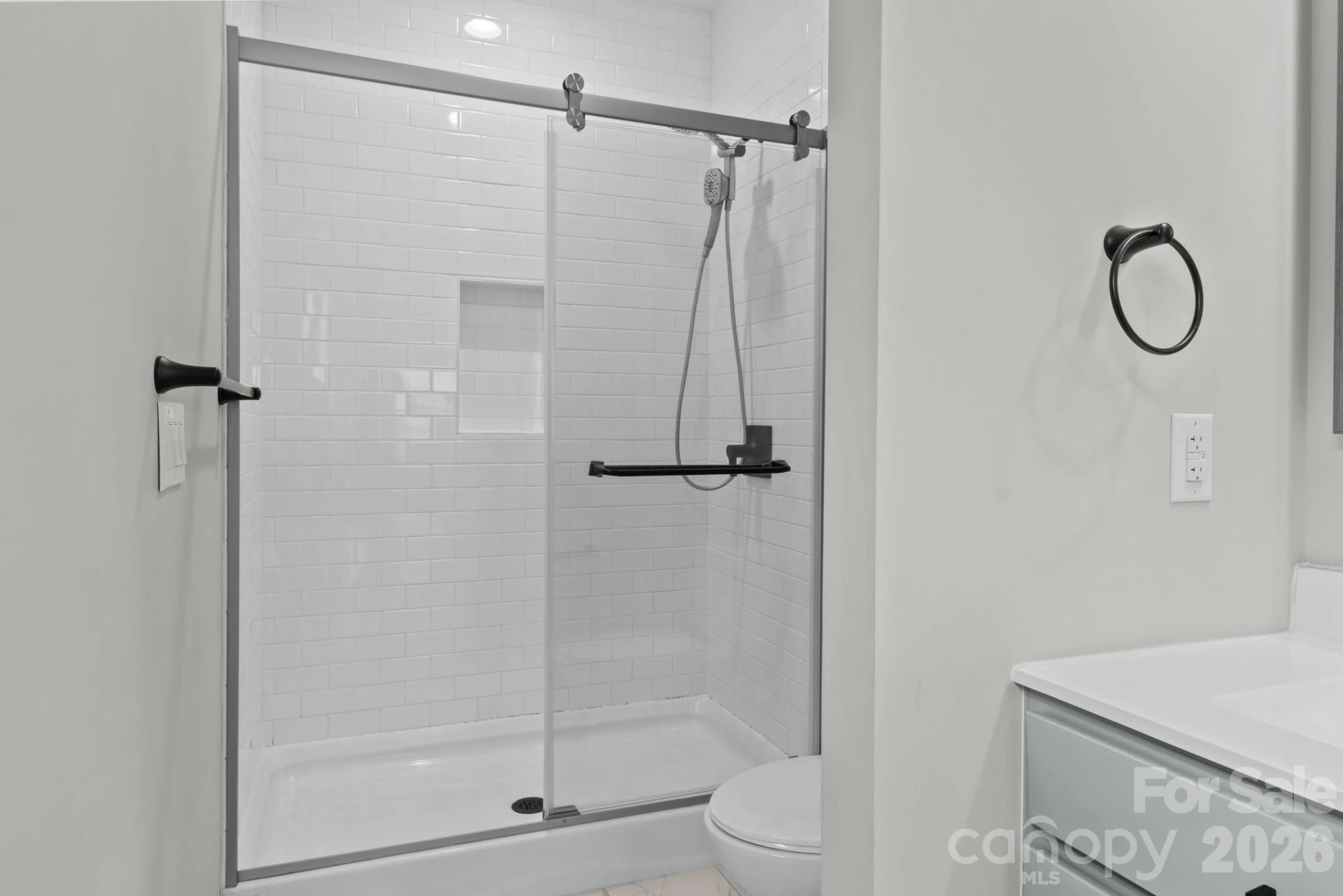 1112 Blueview Drive - Photo 17