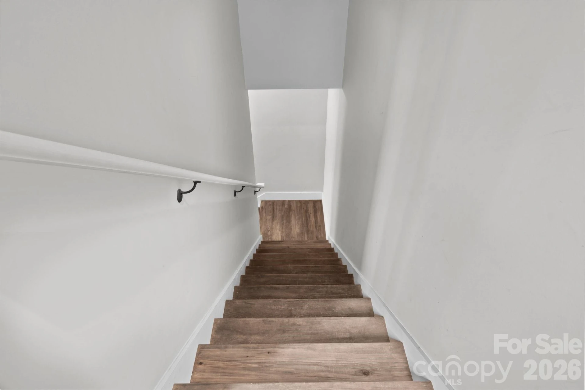1112 Blueview Drive - Photo 18